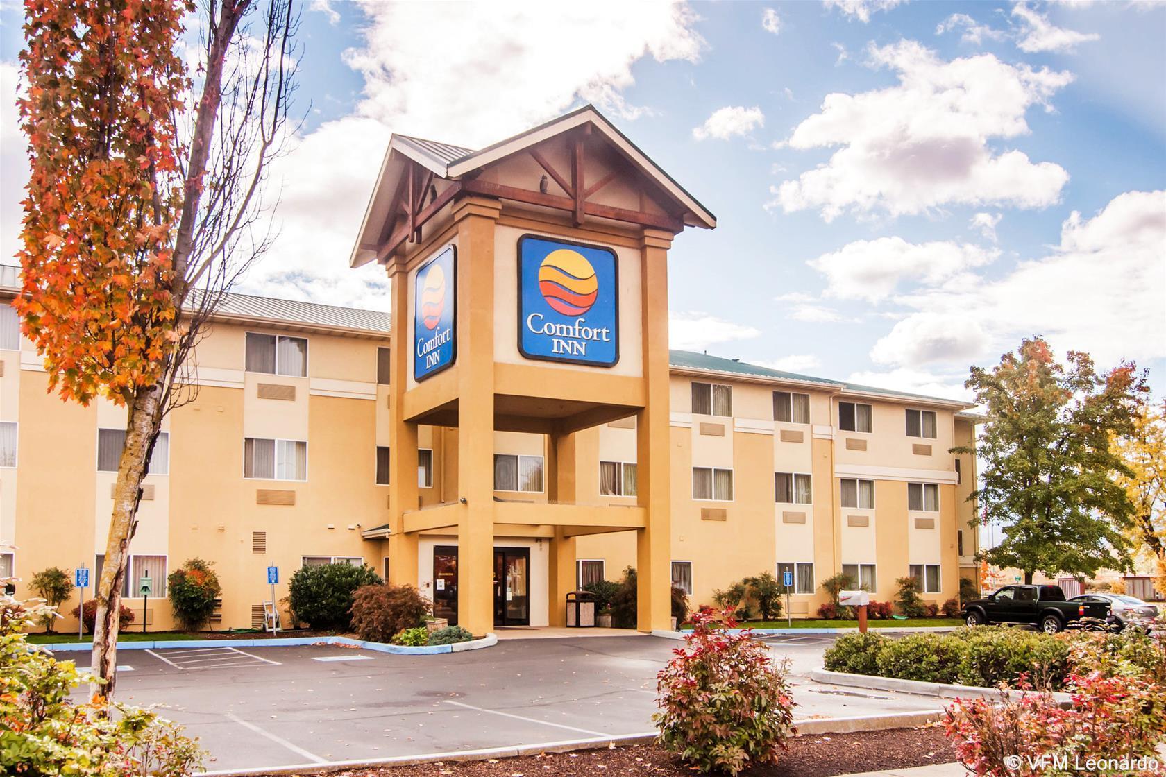 Comfort Inn Medford South Exteriör bild