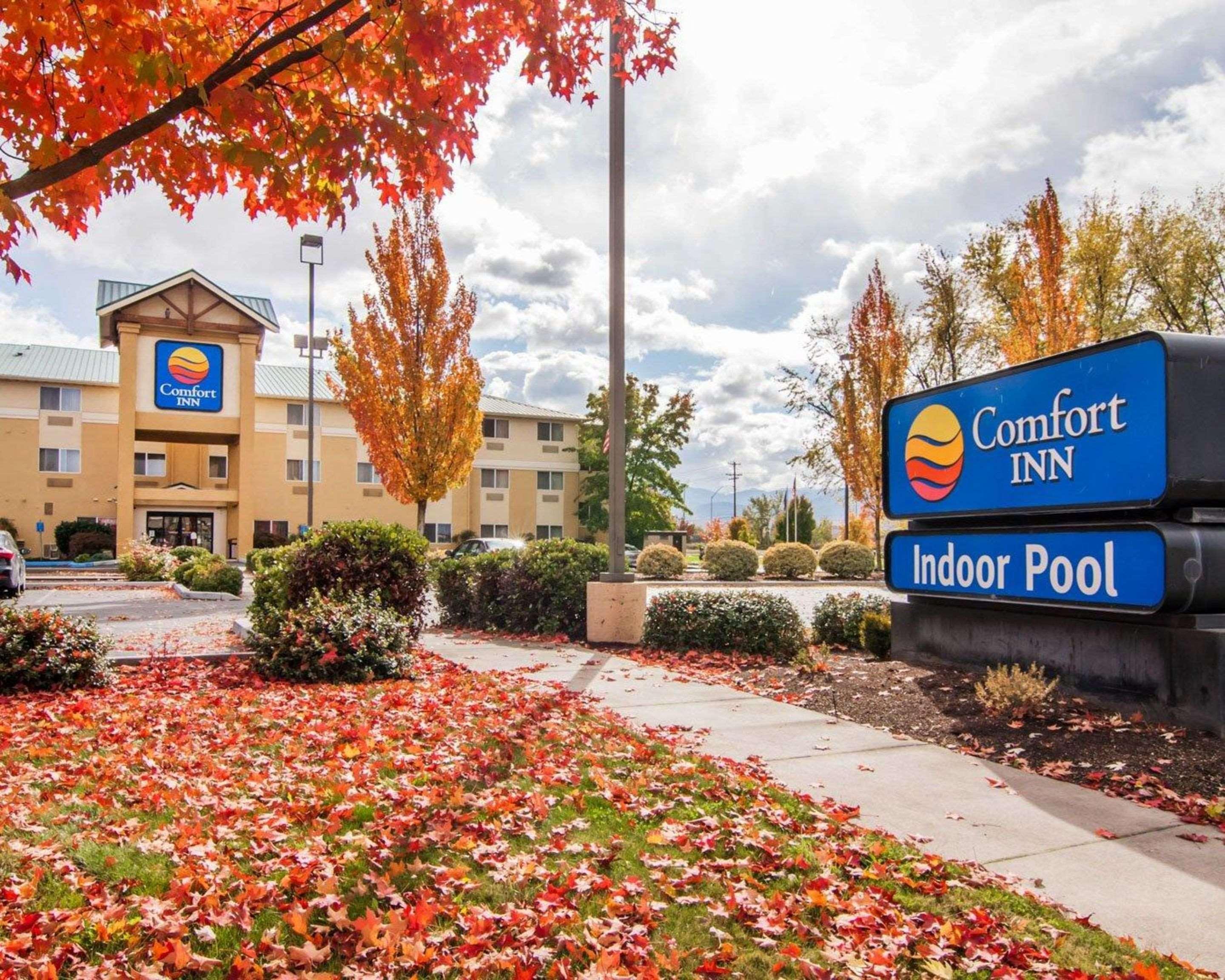 Comfort Inn Medford South Exteriör bild