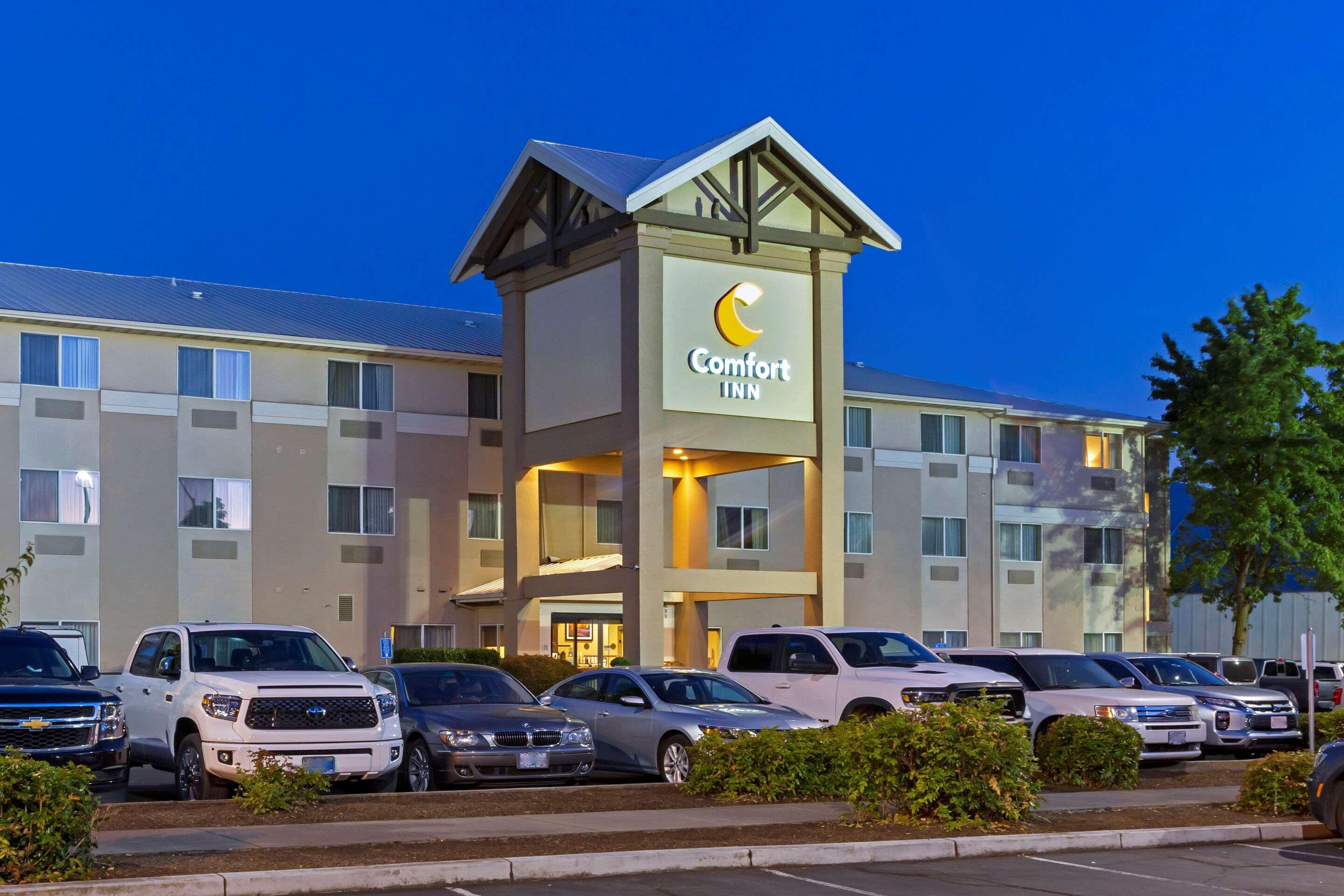 Comfort Inn Medford South Exteriör bild